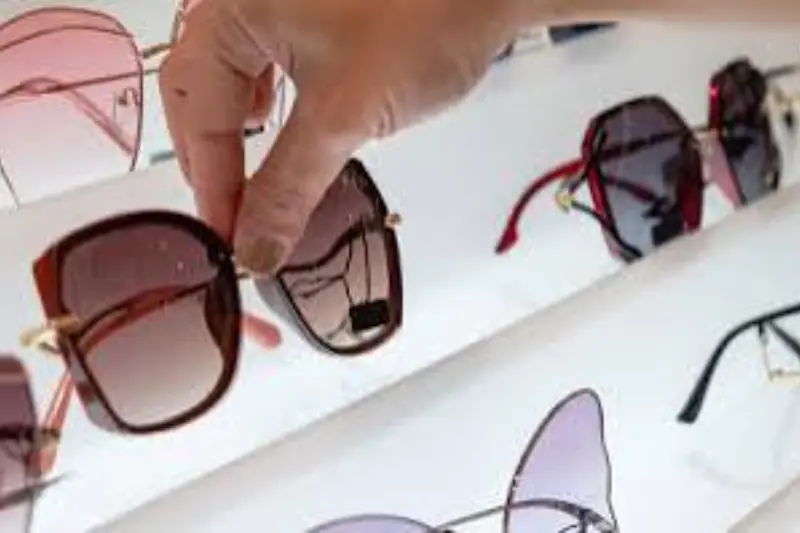 why wearing sunglasses is important